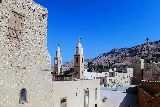 Private Full-Day Red Sea Monasteries Tour from Cairo - The three-hour drive through Egypt’s Eastern Desert