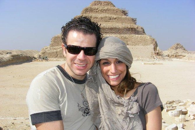Private Full Day Tour Giza Pyramids Sphinx Saqqara and Memphis including Lunch - What the private format really adds