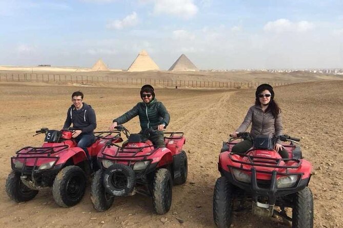 Private Full-Day Tour to Giza Pyramids,Sphinx,Memphis, and Saqqara - Lunch at an Egyptian restaurant