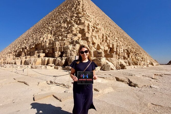 Private Giza Pyramids and Sphinx tour - Three hours among the Pyramids of Giza