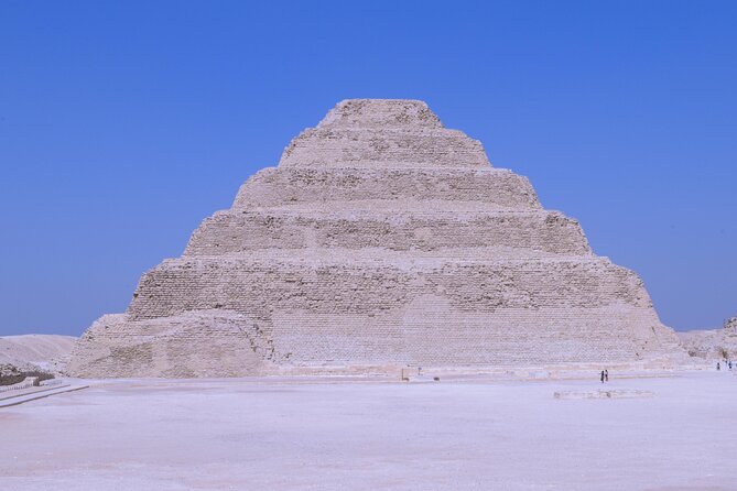 Private Giza Pyramids & Sakkara Tour with Camel Ride & Lunch - Five things to know before booking