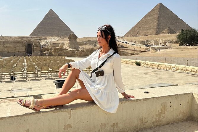 Private Giza Pyramids & Sakkara Tour with Camel Ride & Lunch - Lunch, transport, and the day’s pace
