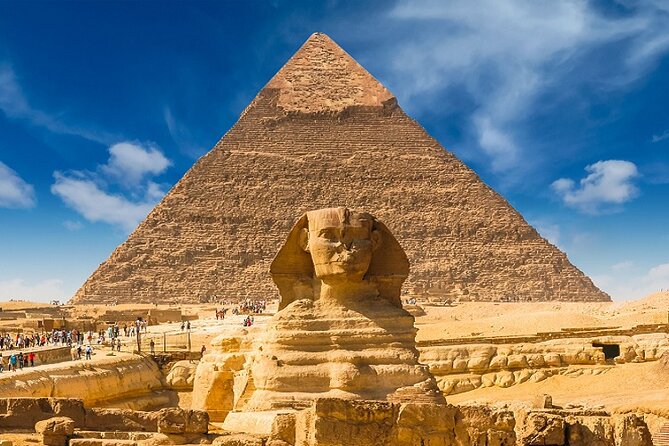Private Giza Pyramids & Sphinx Day Tour with Lunch from Cairo - Menkaure’s smaller pyramid complex