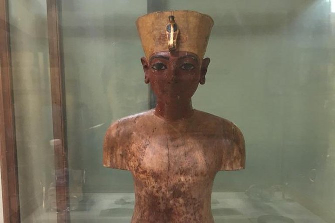 Private Guided Day Tour in Giza Saqqara and the Egyptian Museum Including a Camel Ride from Cairo - Why the Private Format Matters