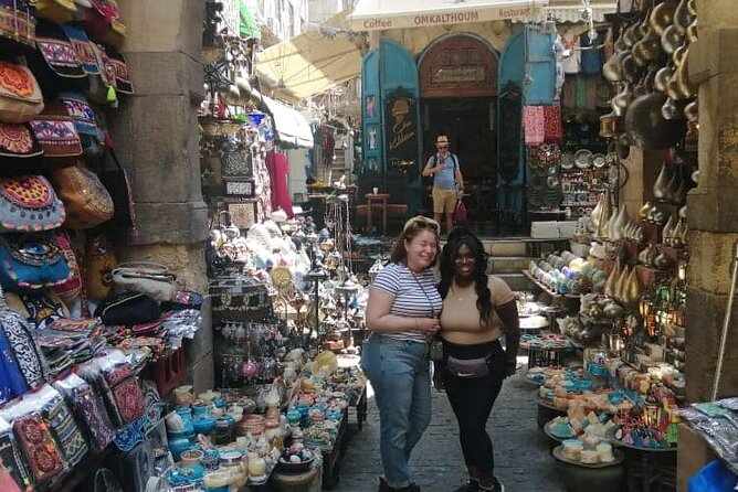 Private guided shopping tour in Khan el-Khalili with Lunch - Perfume oils and the story of the lotus flower