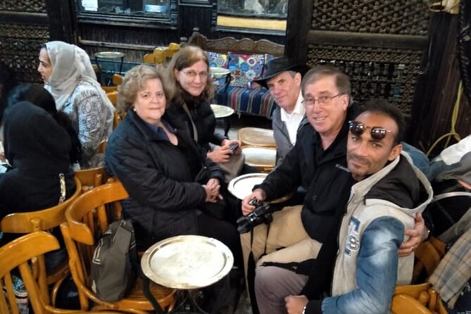 Private guided shopping tour in Khan el-Khalili with Lunch - Egyptian cotton in a 20-minute stop