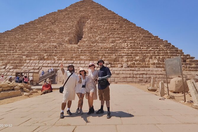 Private Guided Tour of Giza Pyramids and the great Sphinx - Meeting the Great Sphinx