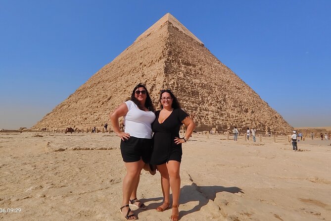 Private Guided Tour of Giza Pyramids and the great Sphinx - Lunch: simple Egyptian food, not a restaurant event