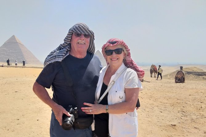 Private Guided Tour to Giza Pyramids and Sphinx - Seeing Cheops, Chephren, and Mycerinus