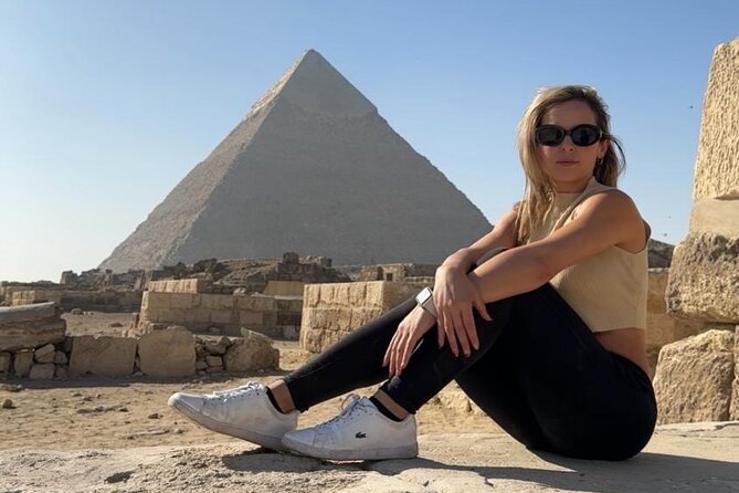 Private Guided tour to Giza Pyramids,Sphinx Camel Ride and Lunch - The guide makes the difference