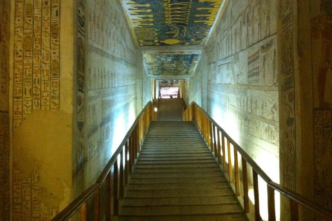 Private Half Day West Bank Tour to Valley of the Kings Queen Hatshepsut Temple and Colossi of Memnon - Valley of the Kings: allow your full two hours