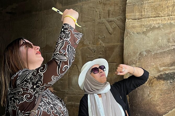 Private Luxor Day Tour from Hurghada - Valley of the Kings: tombs, heat, and careful choices