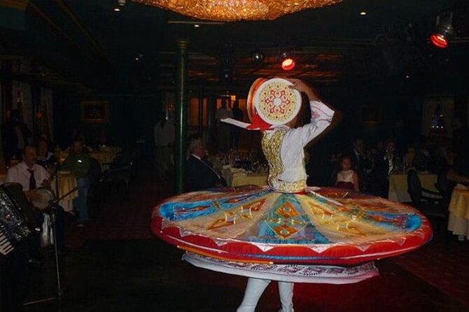 Private Nile Dinner Cruise in Cairo - Dinner: Plenty of Choice, Uneven Praise