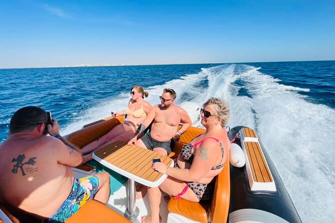 Private Speed Boat 4 Hours to White Island and Dolphin House - Key points at a glance