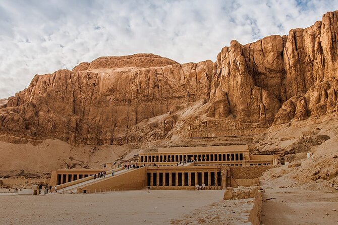 Private Tour: 7 Nights Pyramids & Nile Cruise +Flights from Cairo - Day 4: Kom Ombo, Edfu, and a day shaped by the river