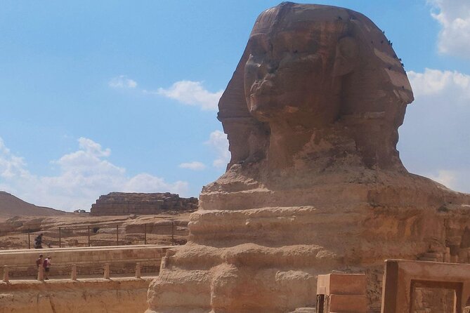Private Tour All Inc Giza Pyramids, Saqqara Memphis, Lunch& Camel - Why the private format matters in Cairo