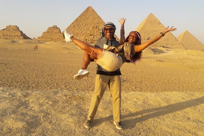 Private Tour: Cairo Day Trip from Hurghada ( all inclusive ) - Giza Pyramids: the day’s big moment