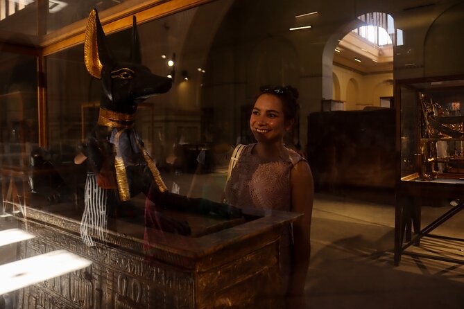 Private Tour: Discover Giza Pyramids, Sphinx & Egyptian Museum - Giza Pyramids: big views and a short camel ride