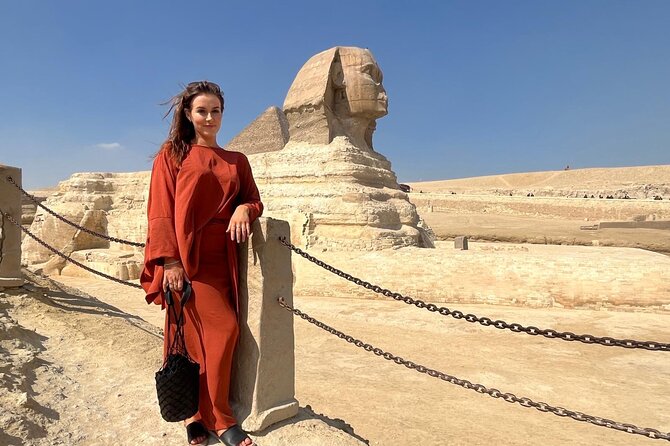Private Tour Giza Pyramids, Egyptian Museum, Bazar And Lunch - Meeting the Great Sphinx and Valley Temple