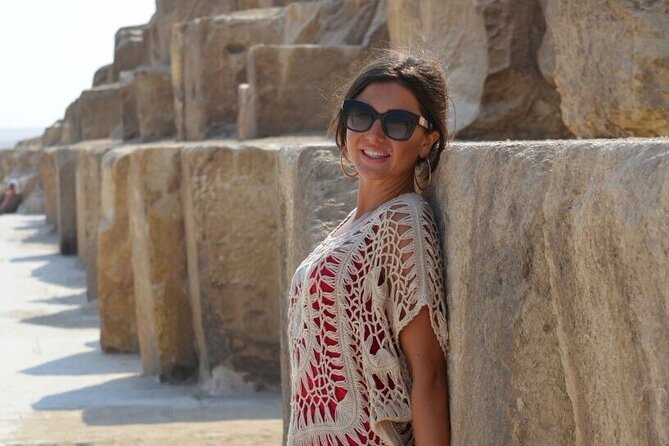 Private Tour Giza Pyramids, Egyptian Museum, Bazar And Lunch - Walking Through Khan Al-Khalili Bazaar