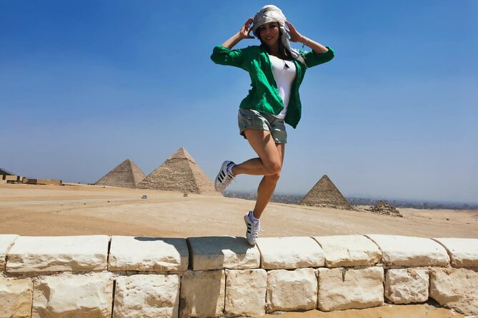 Private Tour Giza Pyramids, Egyptian Museum, lunch and Camel Ride - Giza Pyramids: three hours among the ancient monuments