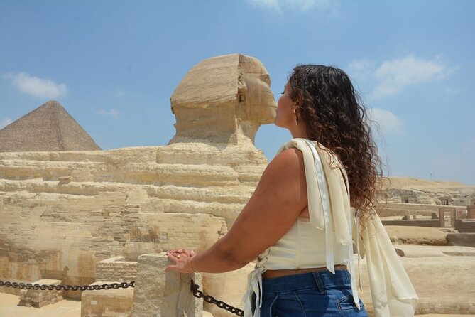 Private Tour: Giza Pyramids, Museum, Bazaar & Lunch Included - What the $89 price really covers