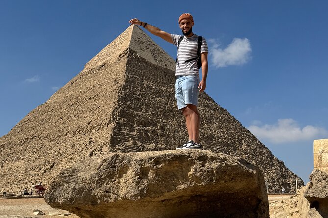 Private tour Giza Pyramids ,sphinx & camel ride all included - A 30-minute camel ride beside the pyramids