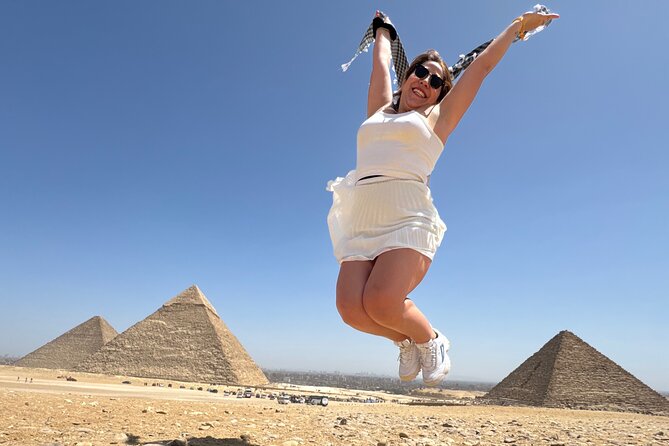 Private tour Giza Pyramids ,sphinx & camel ride all included - Lunch with a pyramid view