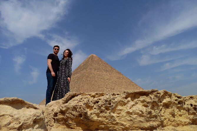 Private Tour Giza Pyramids Sphinx Sakkara and Dahshur - The guides are the main strength