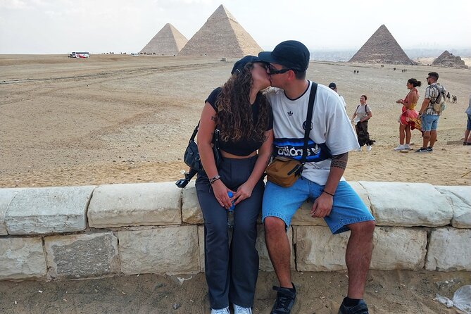 Private Tour Giza Pyramids Wonders All inclusive - Khufu Pyramid, the giant at the center of Giza