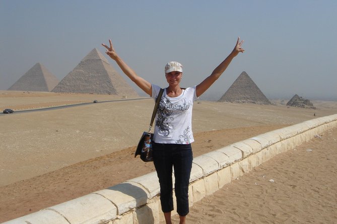 Private Tour Pyramids of Giza and Sphinx from Giza - The Giza Plateau photo stop