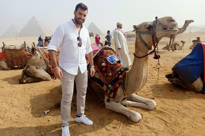 Private tour to Giza pyramids Egyptian museum & khan El Khalili Market - Giza Pyramids, Sphinx, and Valley Temple in three hours