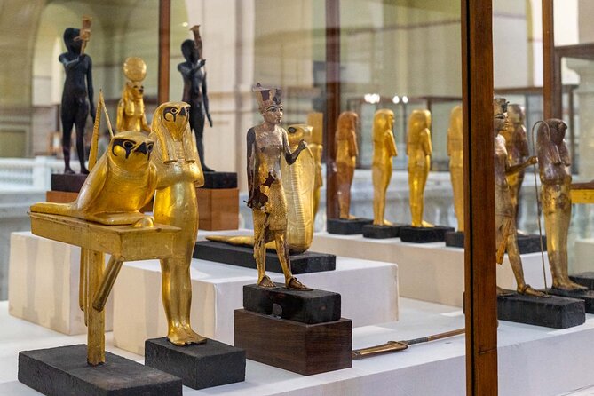 Private Tour to Giza Pyramids,Sphinx,Egyptian Museum&local lunch - Transport, group size, and the value of $65