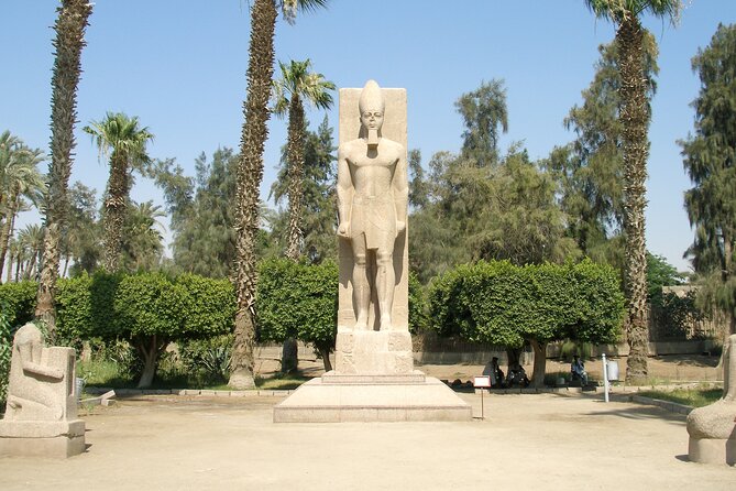 Private Tour to Giza Pyramids Sphinx Memphis and Saqqara - The Great Sphinx gives you the classic Cairo photograph