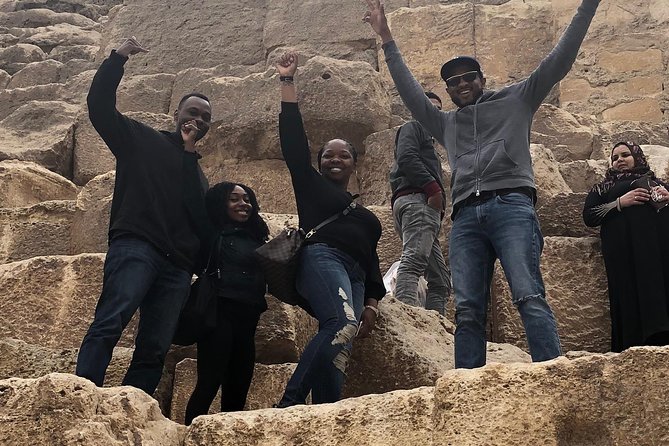 Private tour to Giza pyramids,sphinx,museum,market& lunch - Giza: three hours among the pyramids