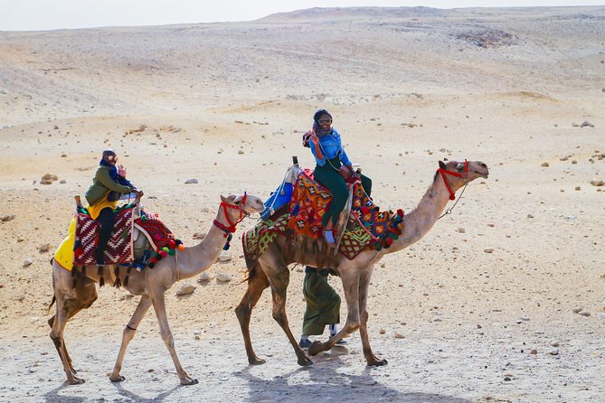 Private tour to Giza pyramids,sphinx,museum,market& lunch - What you should know about pyramid entry