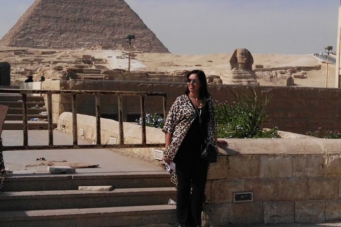 Private Tour to Giza Pyramids, Sphinx with Camel Ride and Lunch - The 20-minute camel ride
