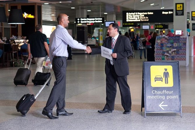 Private Transfer - Cairo Airport Arrivals Hall to Hotel - Communication before and after landing