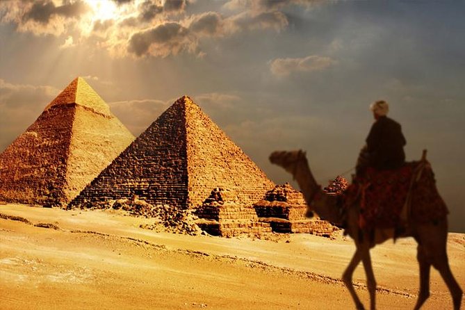 Private ViP all-inclusive Giza Pyramids,Sphinx,Inside Pyramid - Menkaure and the value of going inside