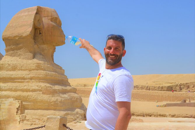 Pyramids of Giza half-day tour - The guide and photography make the difference