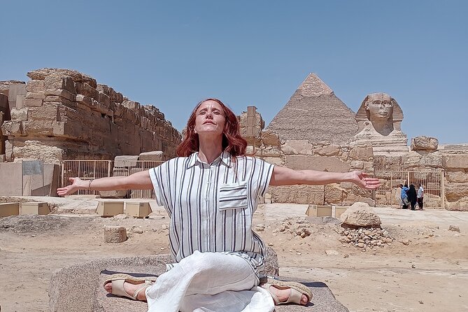 Pyramids of Giza , Memphis , Saqqara , Lunch Guided Private Trip - Saqqara begins the day with Egypt’s earliest famous pyramid
