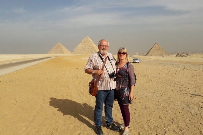 Pyramids of Giza & Museum & Bazaar from Cairo private - One Hour at Khan el Khalili