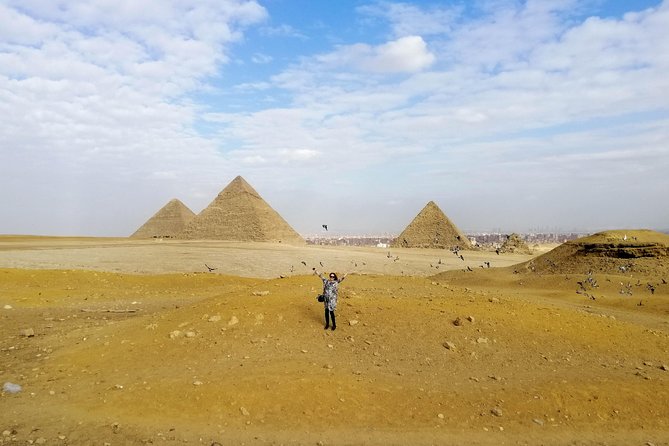 Pyramids of Giza, the Sphinx, the Egyptian Museum. - Who should book this experience?