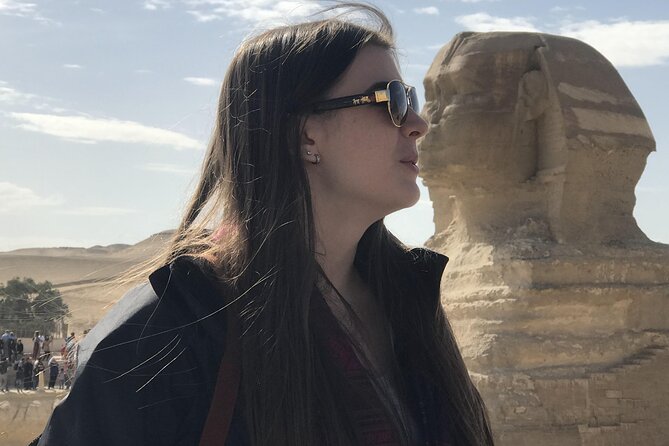 Pyramids, Sphinx, Egyptian Museum And khan El Khalili Day Tour - Giza Plateau: the Great Pyramid and Sphinx