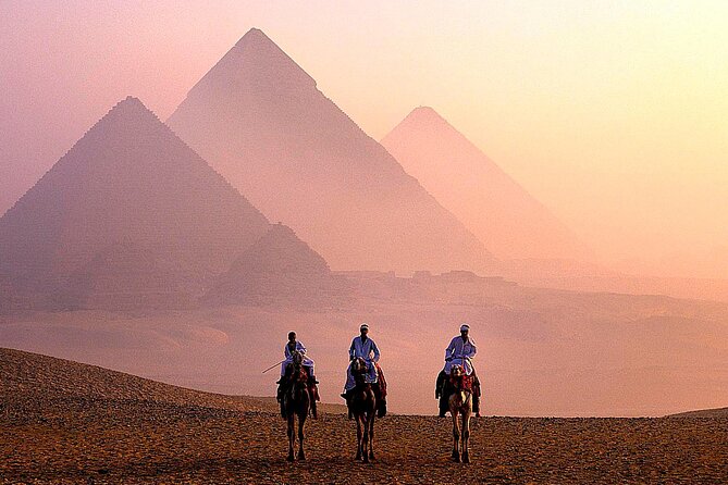 Pyramids & Sphinx Saqqara Day Tour - Panoramic photographs from the plateau