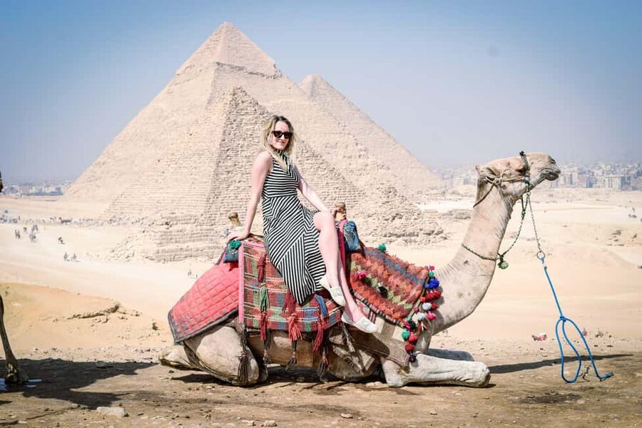 Pyramids & Sphinx Tour with Free Camel Ride - Pickup, vehicle comfort, and the problem of waiting