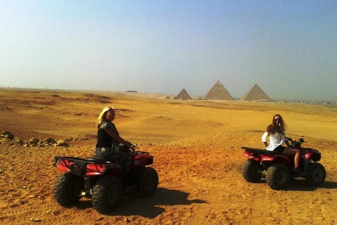 Quad bike ride in the pyramids of Giza - Basic training for first-time riders