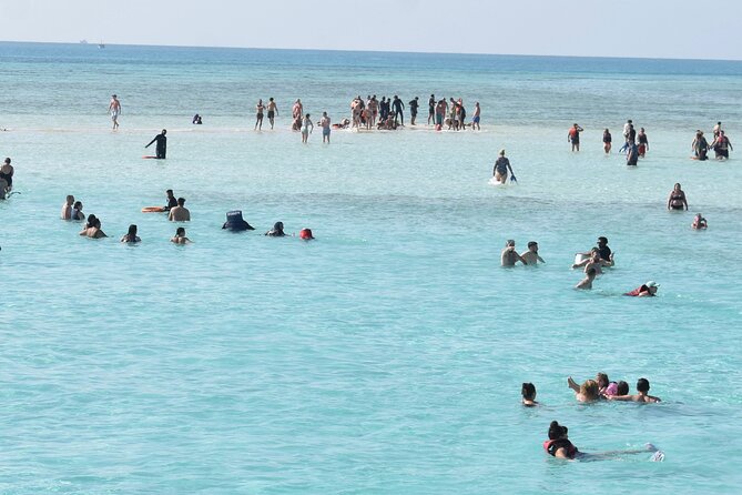 Ras Mohamed & White Island luxury Yacht Trip Sharm el Sheikh - Leaving Sharm el Sheikh for the Sinai coast