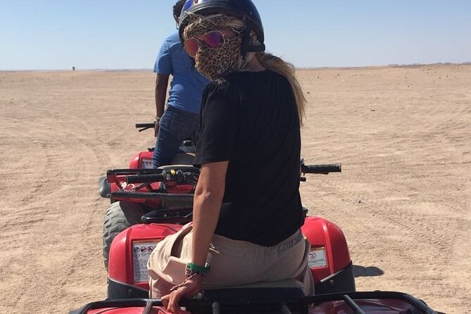 Safari quad, jeep, camel ride, show and dinner Hurghada - Sunset behind Hurghada’s mountains