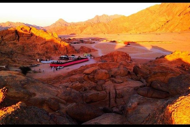Safari quad, jeep, camel ride, show and dinner Hurghada - What the $30.24 price really buys you